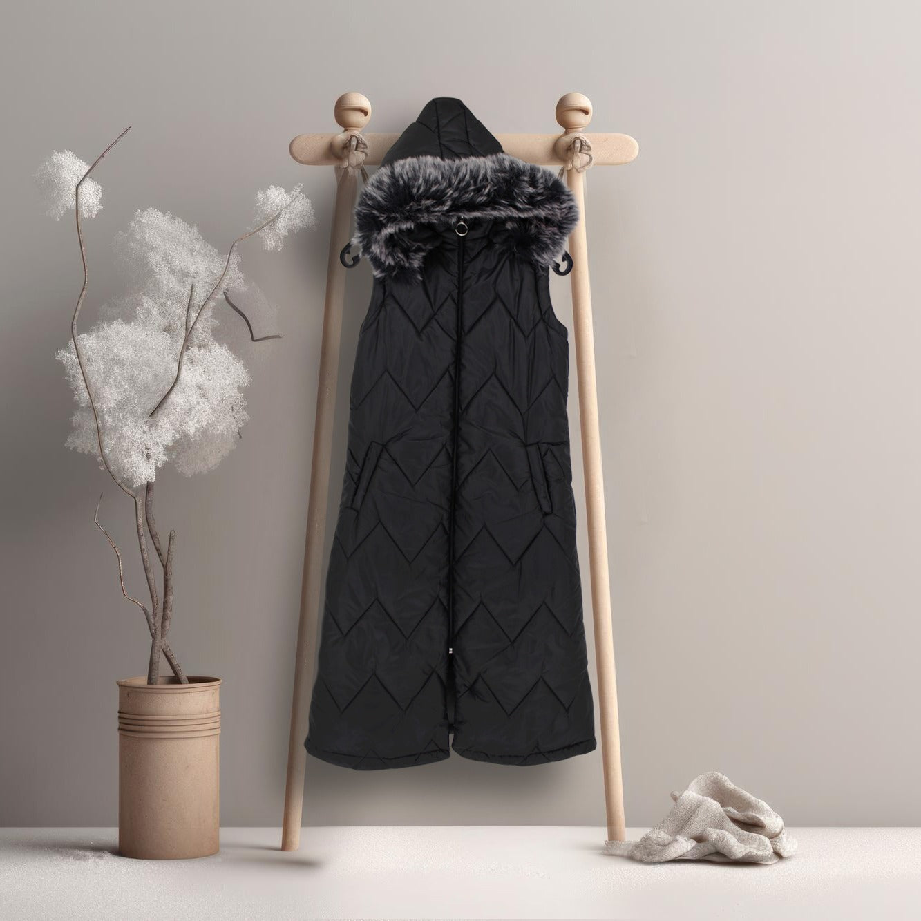 Lady Long Puffer Vest-fur hoodie